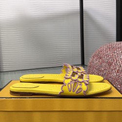 Fendi slippers