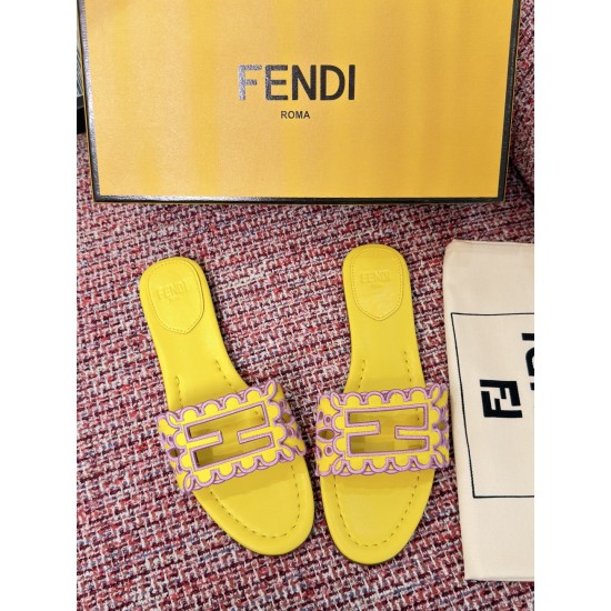 Fendi slippers