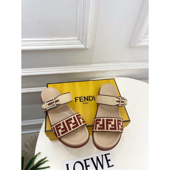 Fendi slippers