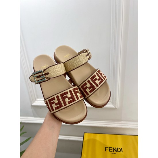 Fendi slippers