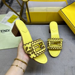 Fendi slippers