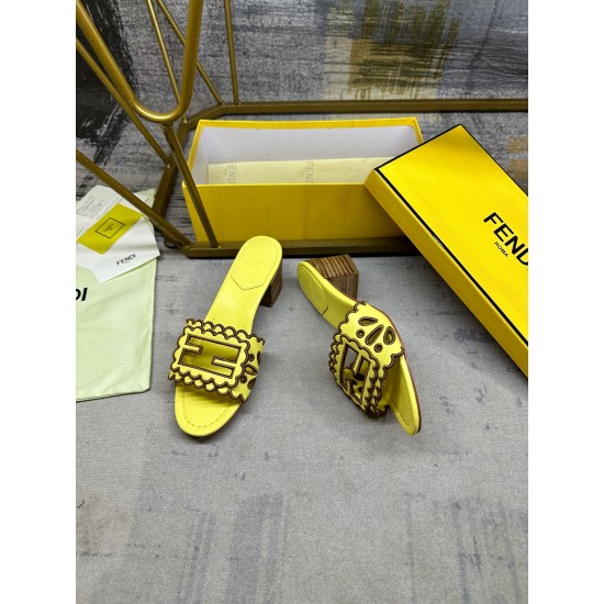 Fendi slippers