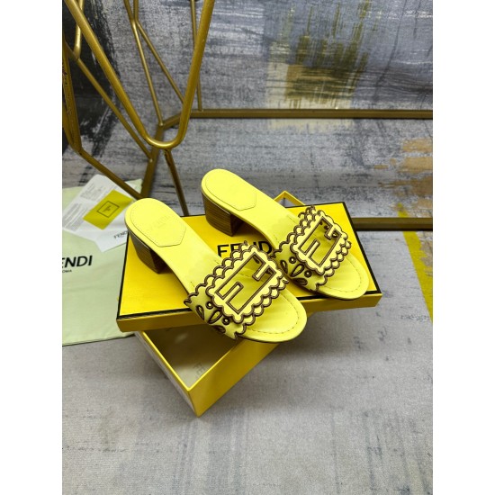 Fendi slippers