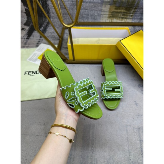 Fendi slippers