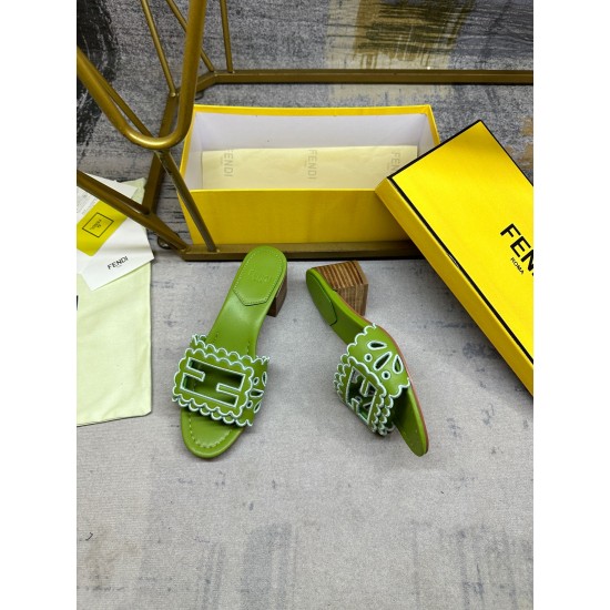 Fendi slippers