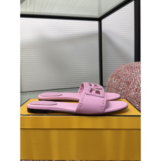 Fendi slippers