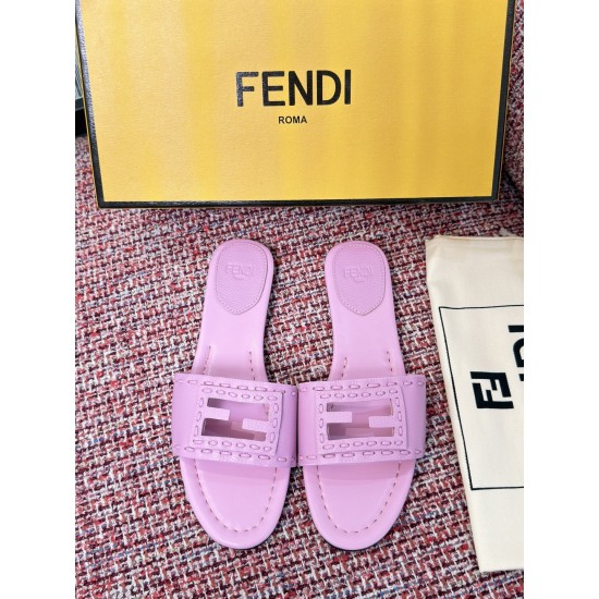 Fendi slippers