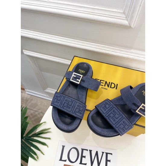 Fendi slippers