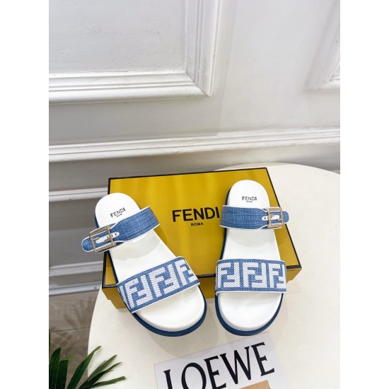Fendi slippers