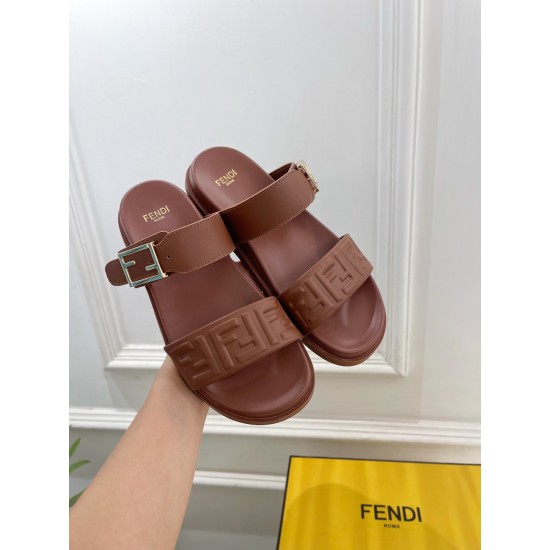 Fendi slippers