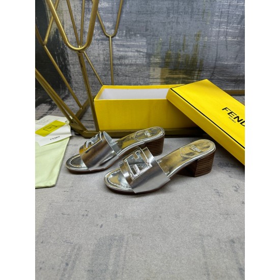 Fendi slippers