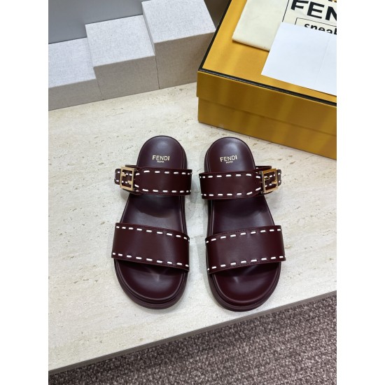 Fendi slippers
