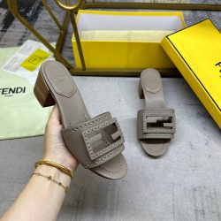 Fendi slippers