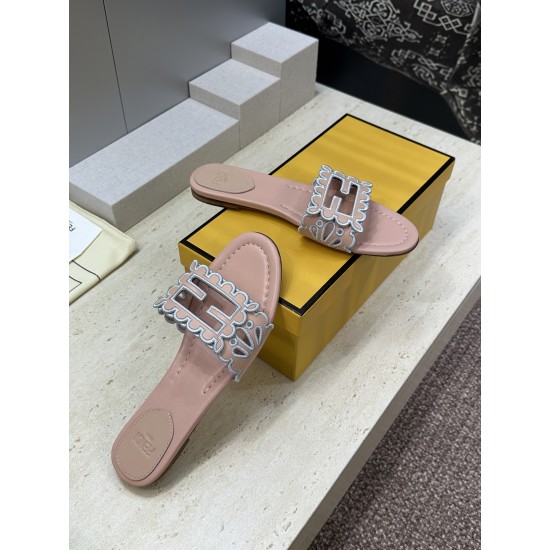 Fendi slippers