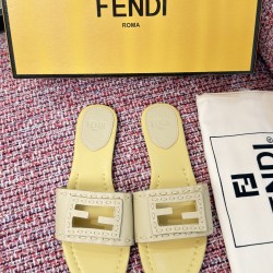 Fendi slippers