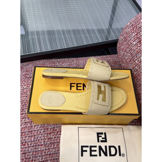 Fendi slippers