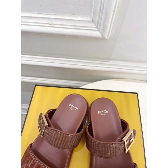 Fendi slippers