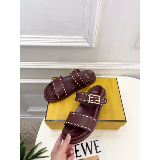 Fendi slippers