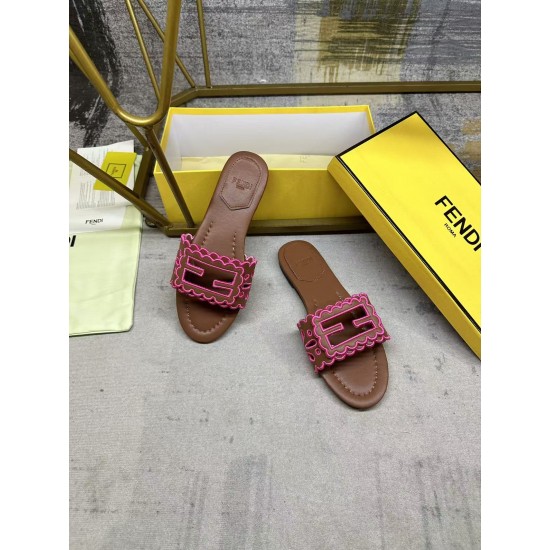 Fendi slippers