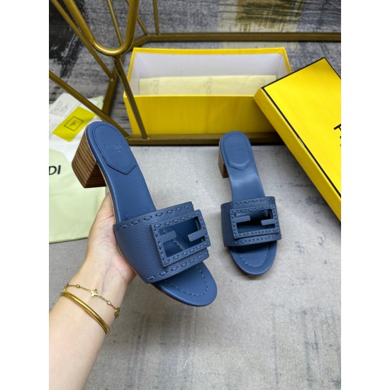 Fendi slippers
