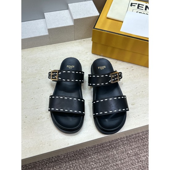 Fendi slippers