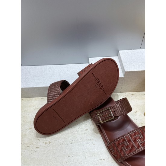 Fendi slippers