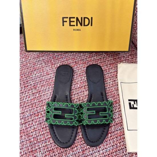 Fendi slippers