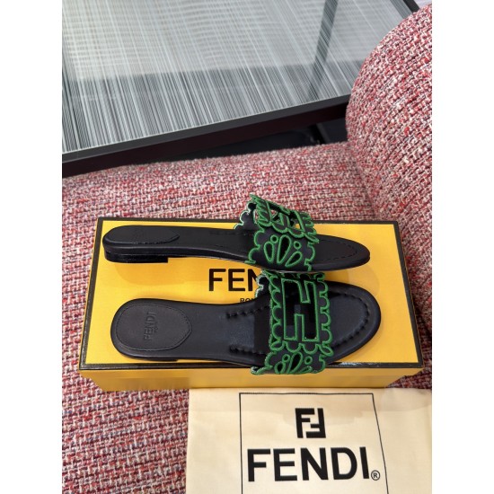 Fendi slippers