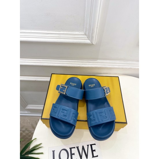 Fendi slippers
