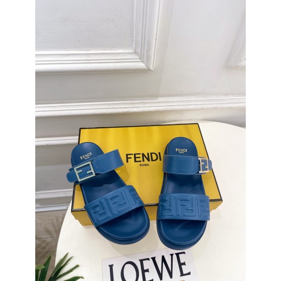Fendi slippers