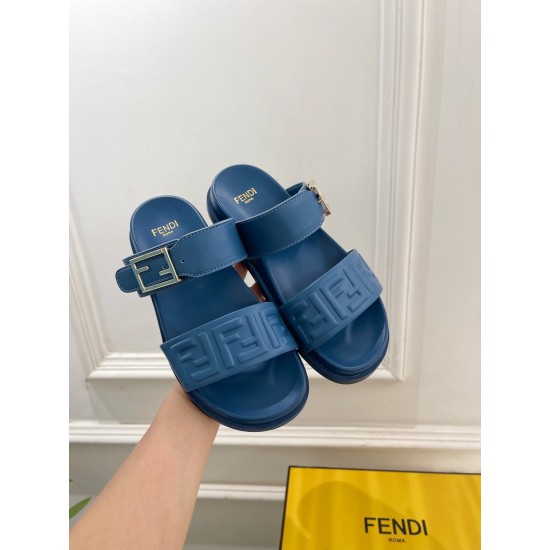Fendi slippers