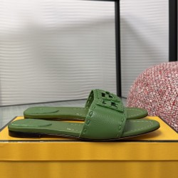 Fendi slippers