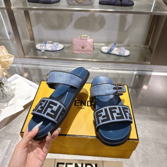 Fendi slippers