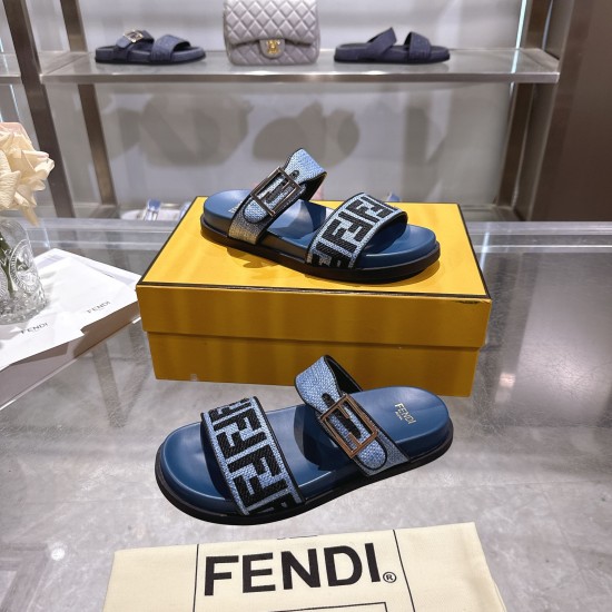 Fendi slippers