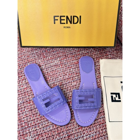 Fendi slippers