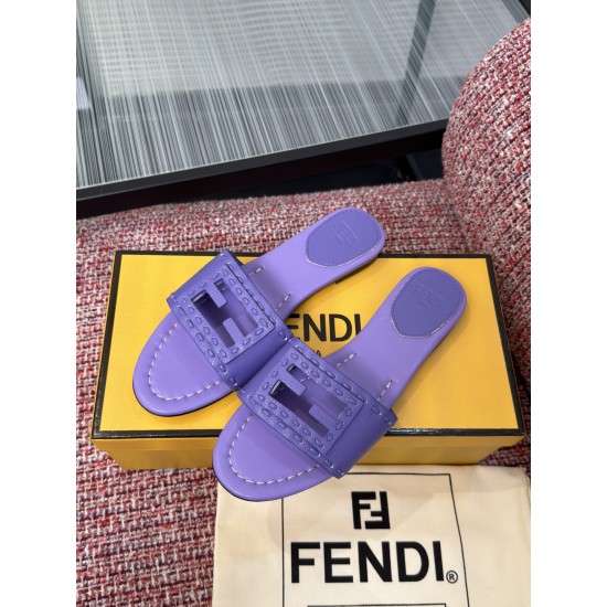 Fendi slippers