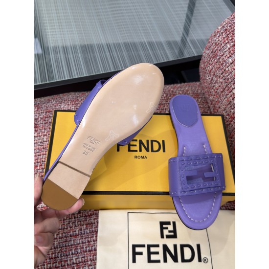 Fendi slippers
