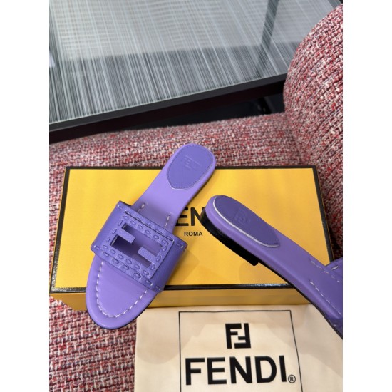 Fendi slippers