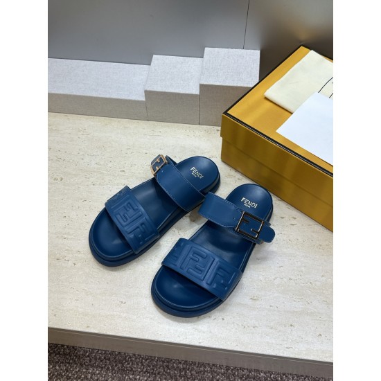 Fendi slippers