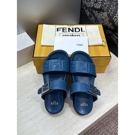 Fendi slippers