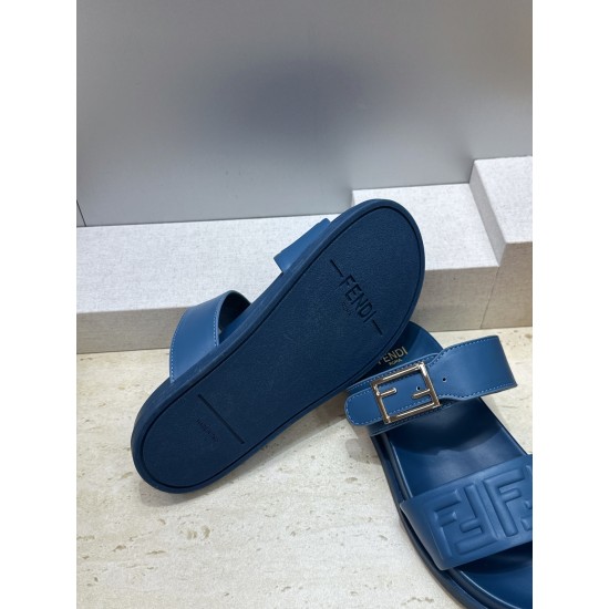 Fendi slippers