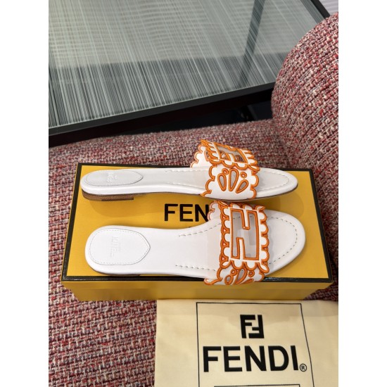Fendi slippers