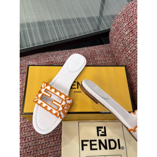 Fendi slippers