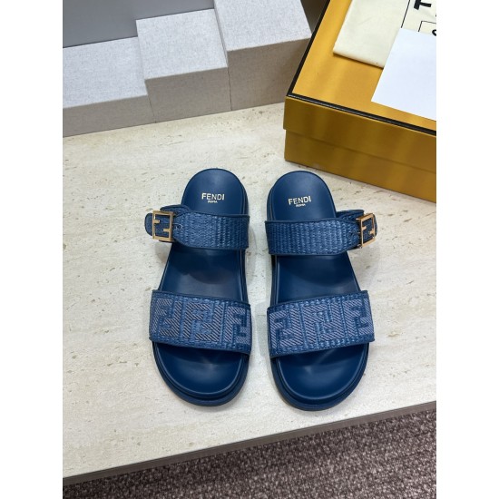 Fendi slippers