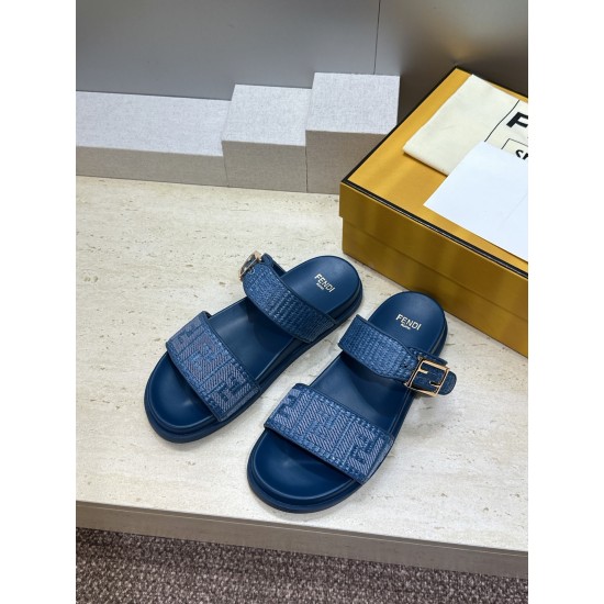 Fendi slippers