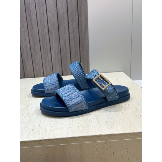 Fendi slippers