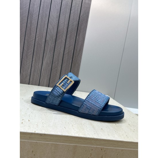 Fendi slippers