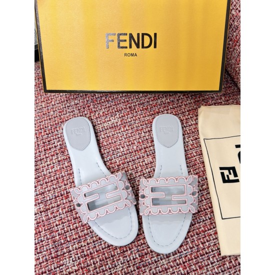 Fendi slippers