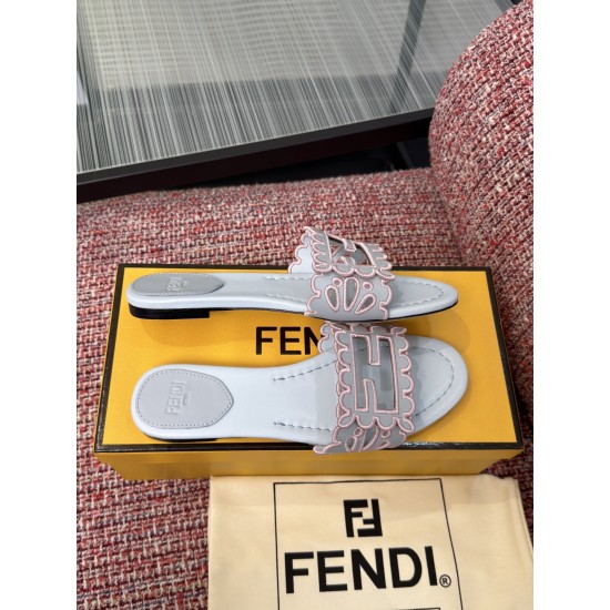 Fendi slippers