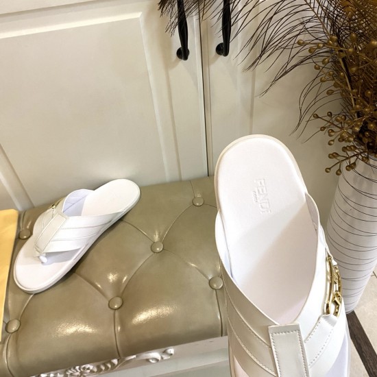Fendi slippers